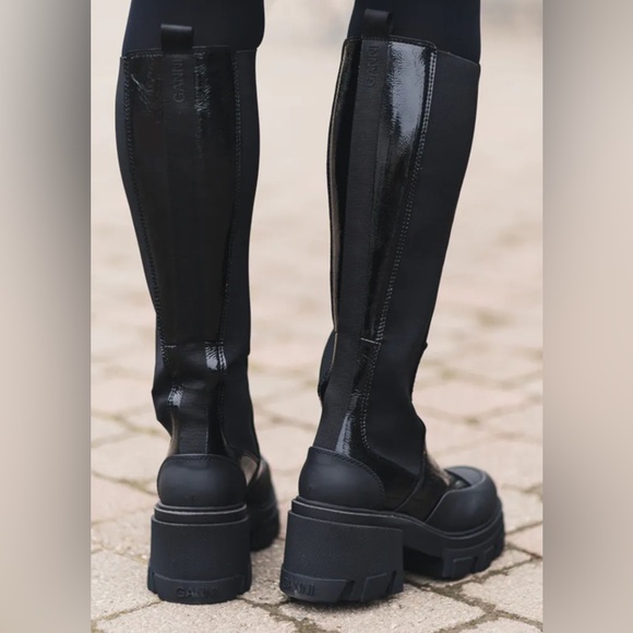 GANNI Cleated High Chelsea Boots - Picture 4 of 8